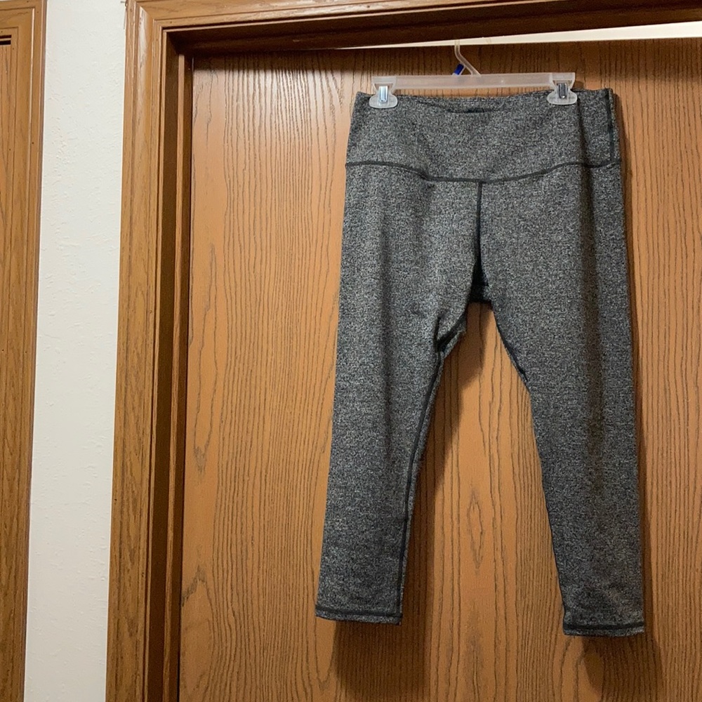 Gray Capri leggings